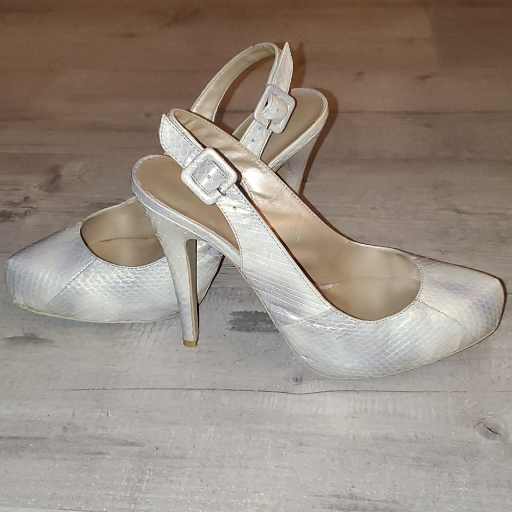 Colin Stuart Heels - Picture 2 of 6